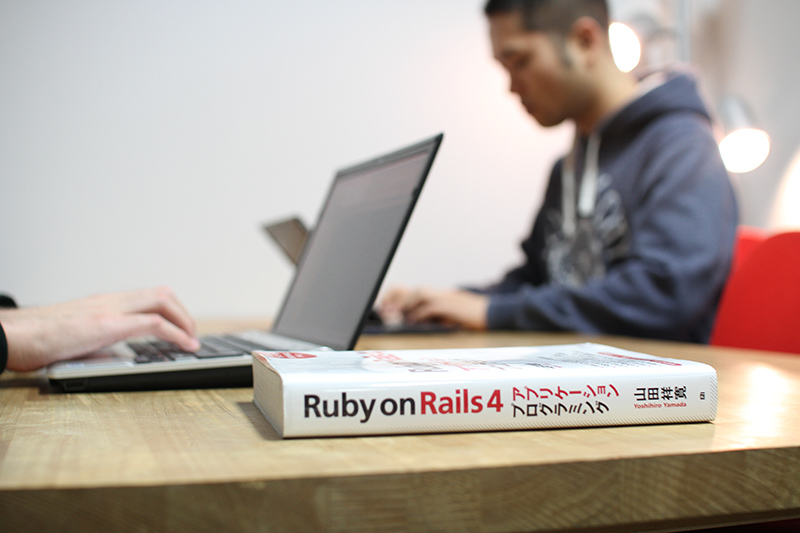 Ruby on Rails 4 と Bootstrap で管理画面のレイアウトを作成する
