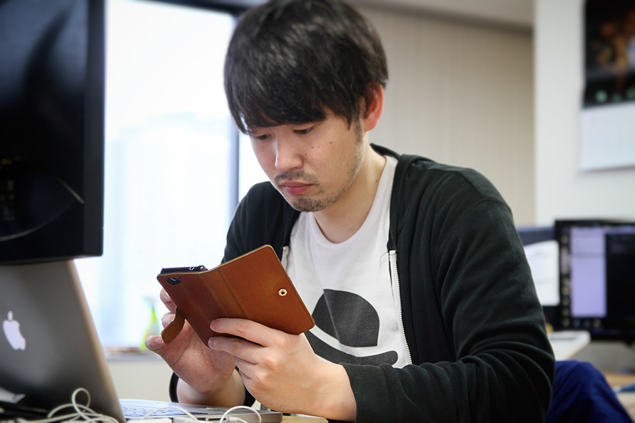 仕事中にスマホゲームしてるんじゃないか!?サボっているように見えたので注意してみたら…